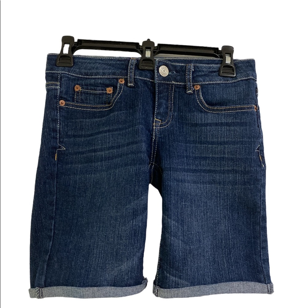 Aeropostale Bermuda shorts size 1/2 like new dark wash. Measurements in photo
